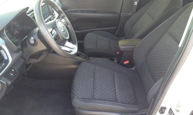 2019 Kia Rio Seats 7853 (10)