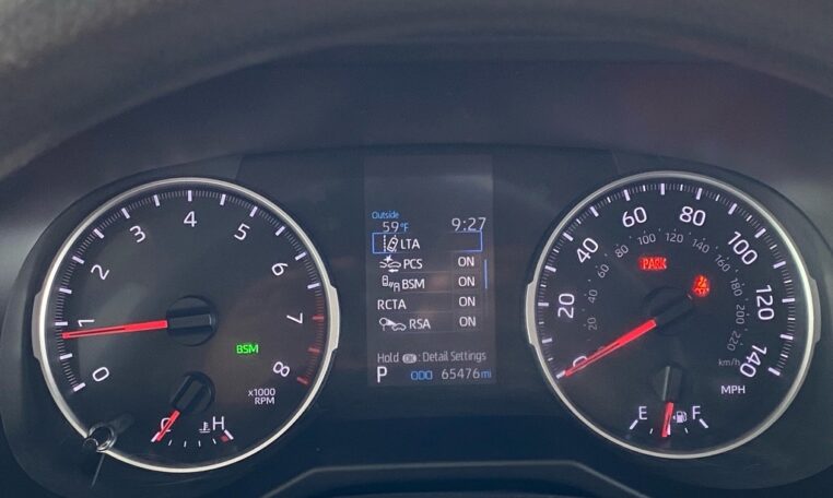 2021 Toyota RAV4 XLE 7913 (14) Gauges