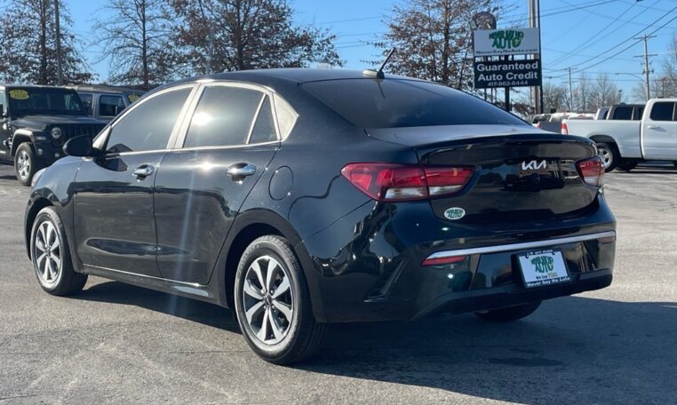 2023 Kia Rio S 8020 Rear (3)