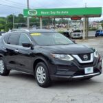 2019 Nissan Rogue SV - Front View