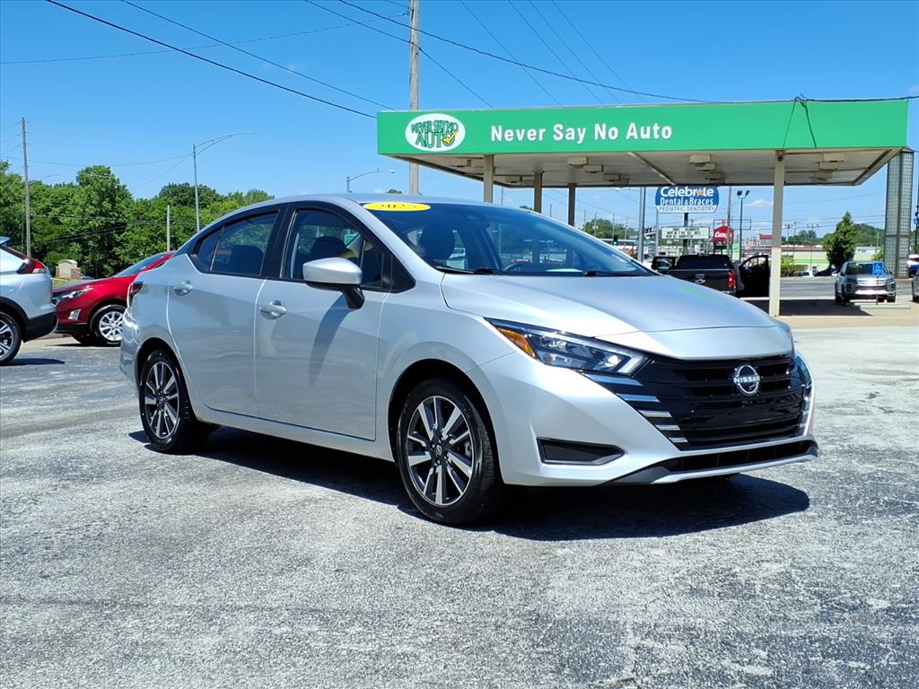 2025 Nissan Versa 1.6 SV CVT's photo
